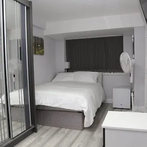 https://a-a-guest-rooms-woolwich-arsenal.cambridgehotelsuk.com